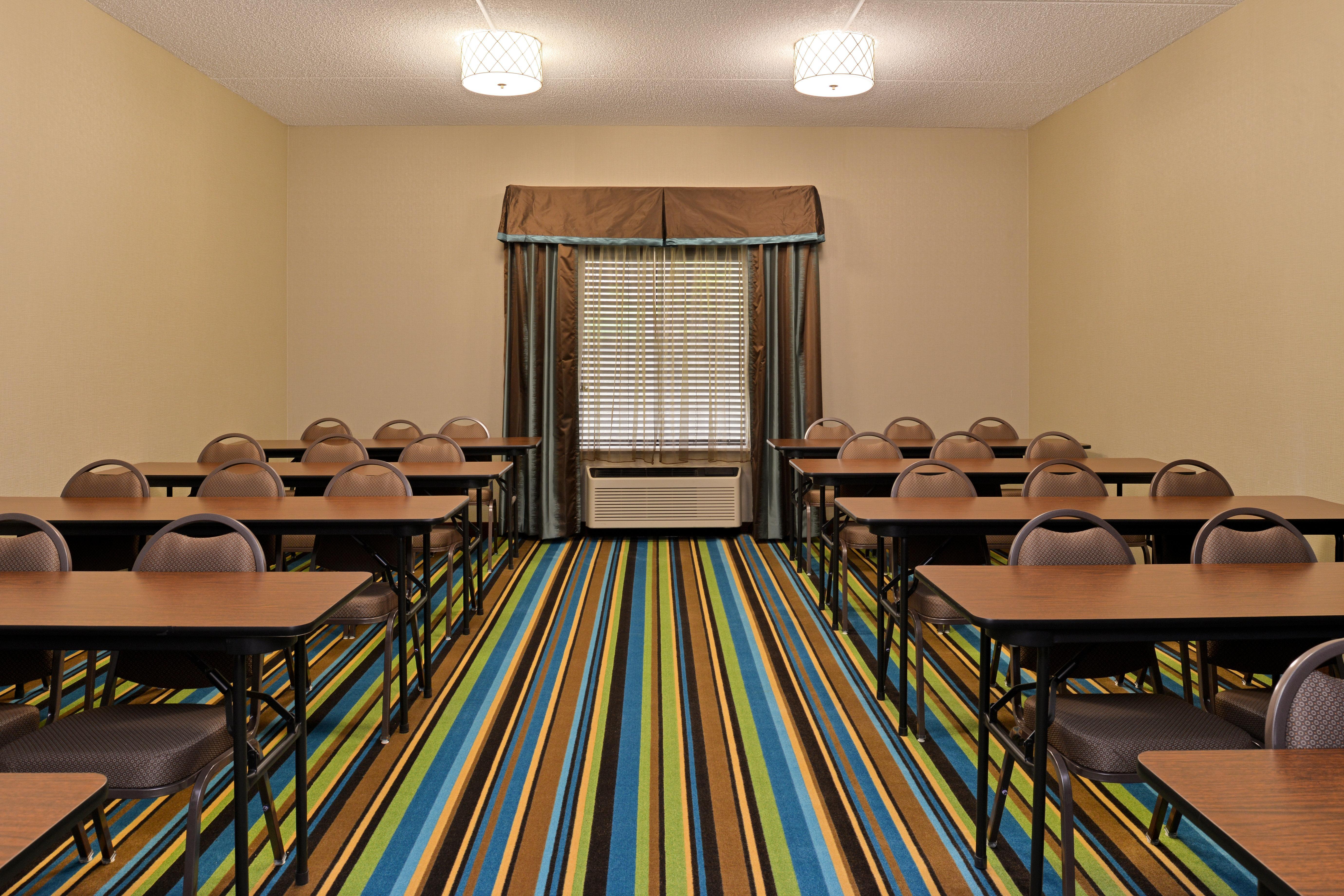 Holiday Inn Express & Suites St Marys By Ihg St. Marys Экстерьер фото